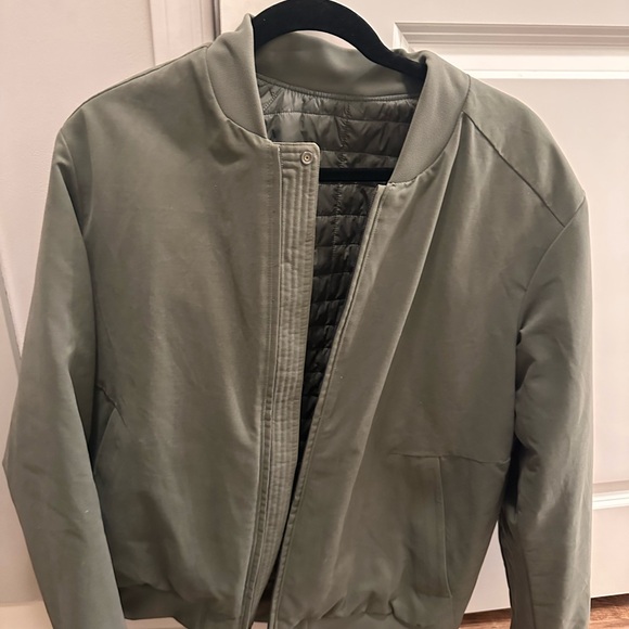 Lululemon Switch Over Bomber (Green - Large) - Picture 1 of 3